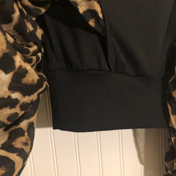 Super Gorgeous Blouse - Picture 6 of 8